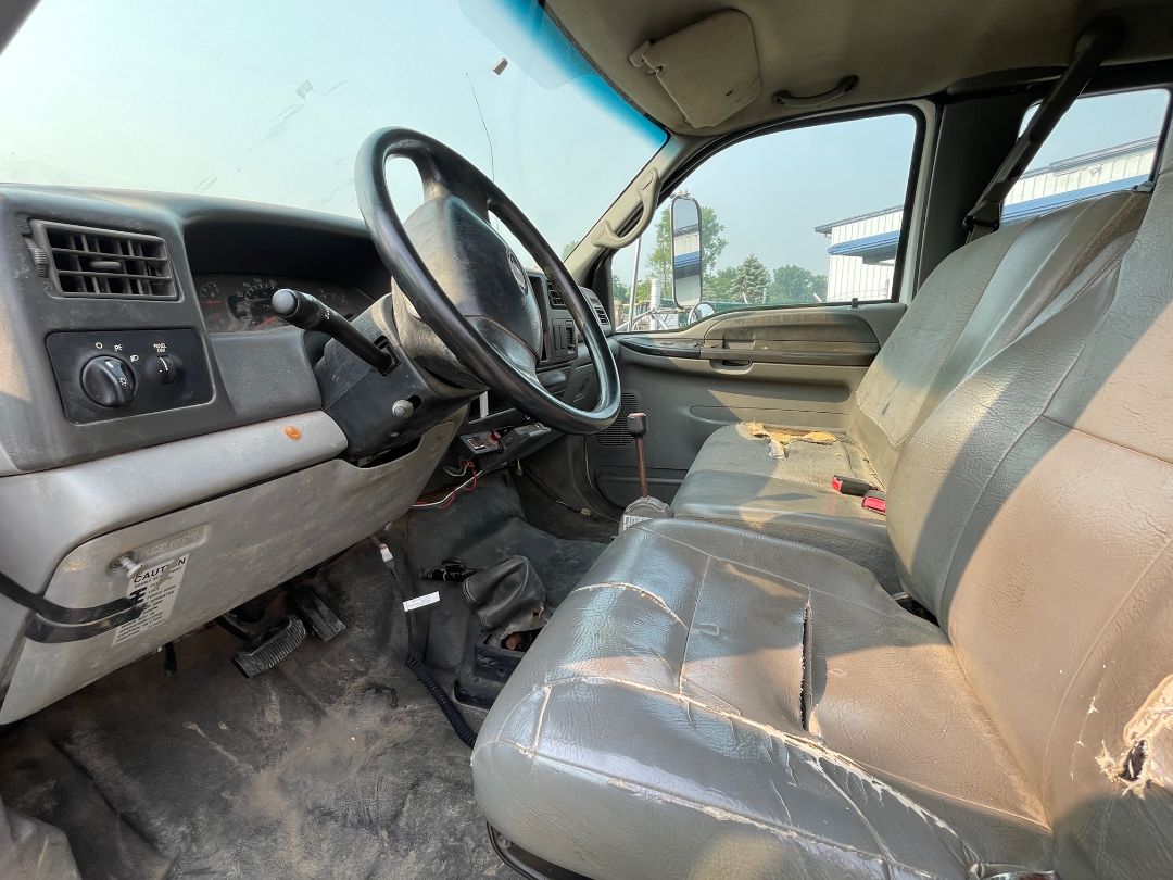 2003 FORD F650 XLT - Image 24